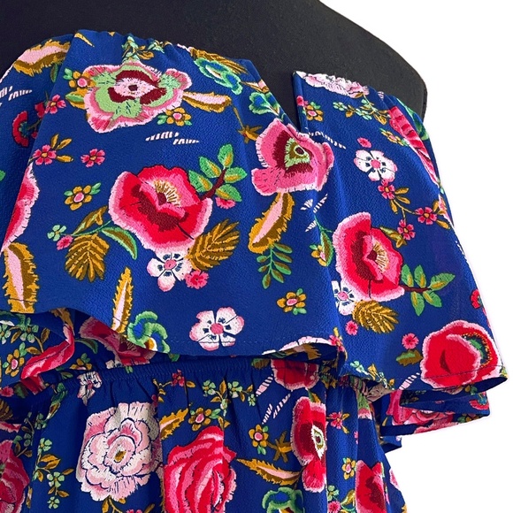 Off-Shoulder Floral Top - Picture 6 of 13